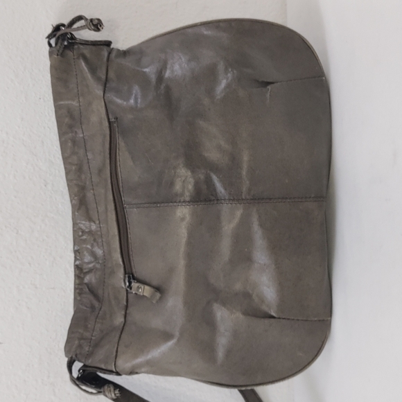 💥FINAL PRICE💥Dark Smokey Gray Leather Drawstring Crossbody Shoulder Bag. - Picture 5 of 14